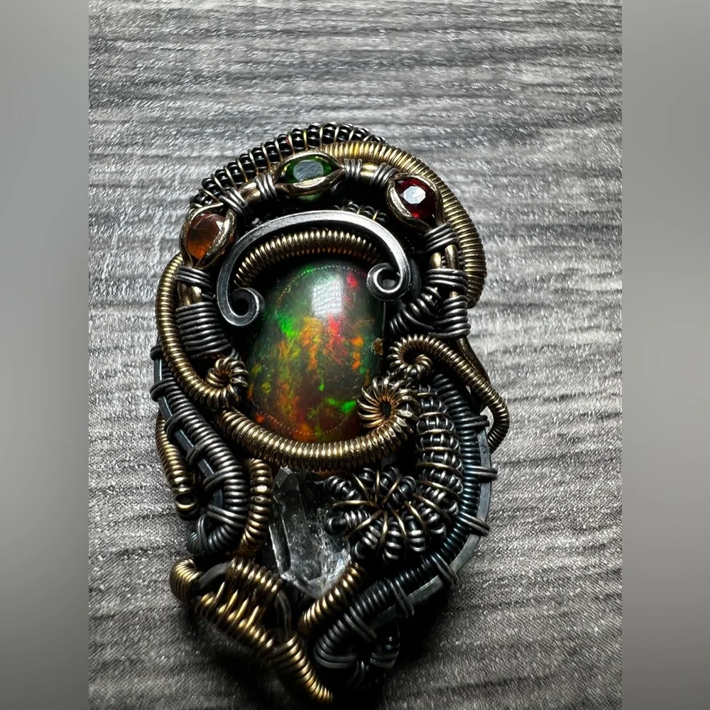 RARE & Beautiful Find Sterling Silver hand made pendant - Picture 7 of 7